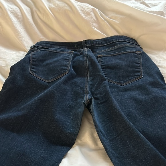 Women’s J Brand Jeans Pure Style Size 33 - Curvy Boot Cut - Picture 2 of 4